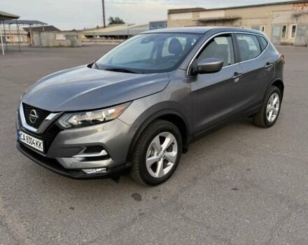 Серый Ниссан Rogue Sport, объемом двигателя 2 л и пробегом 97 тыс. км за 15100 $, фото 2 на Automoto.ua