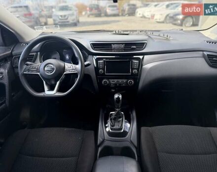 Серый Ниссан Rogue Sport, объемом двигателя 2 л и пробегом 119 тыс. км за 10900 $, фото 12 на Automoto.ua