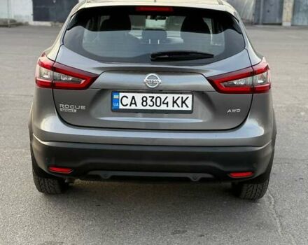 Серый Ниссан Rogue Sport, объемом двигателя 2 л и пробегом 97 тыс. км за 15100 $, фото 5 на Automoto.ua