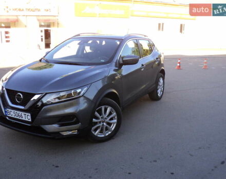 Серый Ниссан Rogue Sport, объемом двигателя 2 л и пробегом 65 тыс. км за 16100 $, фото 8 на Automoto.ua