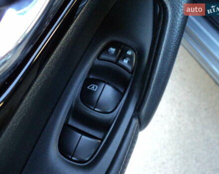 Серый Ниссан Rogue Sport, объемом двигателя 2 л и пробегом 65 тыс. км за 16100 $, фото 14 на Automoto.ua