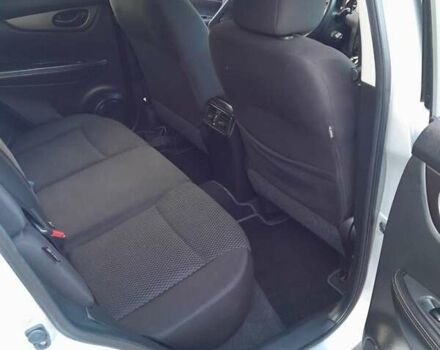 Серый Ниссан Rogue Sport, объемом двигателя 2 л и пробегом 83 тыс. км за 14800 $, фото 5 на Automoto.ua