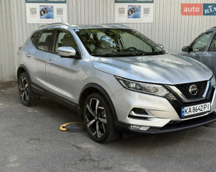 Серый Ниссан Rogue Sport, объемом двигателя 2 л и пробегом 27 тыс. км за 20300 $, фото 2 на Automoto.ua