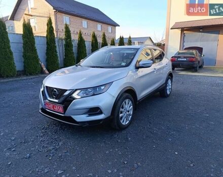 Серый Ниссан Rogue Sport, объемом двигателя 2 л и пробегом 85 тыс. км за 15450 $, фото 18 на Automoto.ua