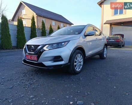 Серый Ниссан Rogue Sport, объемом двигателя 2 л и пробегом 85 тыс. км за 15450 $, фото 19 на Automoto.ua