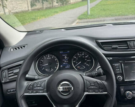 Серый Ниссан Rogue Sport, объемом двигателя 0 л и пробегом 80 тыс. км за 16000 $, фото 7 на Automoto.ua