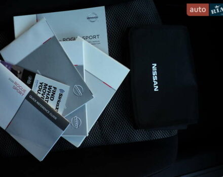 Серый Ниссан Rogue Sport, объемом двигателя 2 л и пробегом 65 тыс. км за 16100 $, фото 26 на Automoto.ua