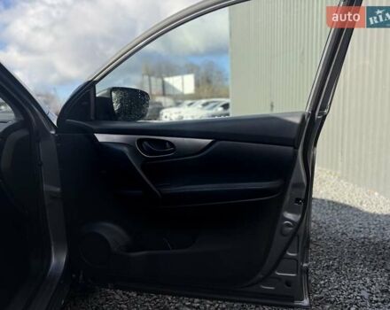 Серый Ниссан Rogue Sport, объемом двигателя 2 л и пробегом 119 тыс. км за 10900 $, фото 6 на Automoto.ua