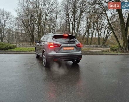 Серый Ниссан Rogue Sport, объемом двигателя 2 л и пробегом 70 тыс. км за 18200 $, фото 8 на Automoto.ua