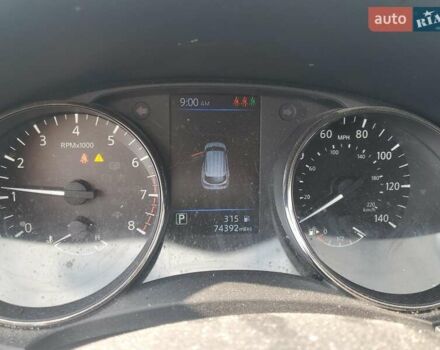 Серый Ниссан Rogue Sport, объемом двигателя 2 л и пробегом 119 тыс. км за 11950 $, фото 10 на Automoto.ua