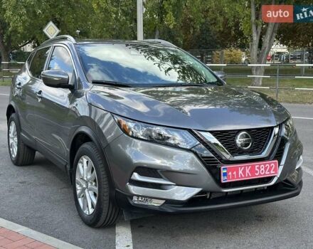 Серый Ниссан Rogue Sport, объемом двигателя 0 л и пробегом 15 тыс. км за 17500 $, фото 4 на Automoto.ua