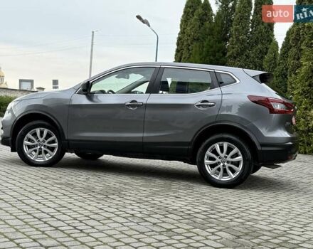 Серый Ниссан Rogue Sport, объемом двигателя 2 л и пробегом 93 тыс. км за 15999 $, фото 34 на Automoto.ua