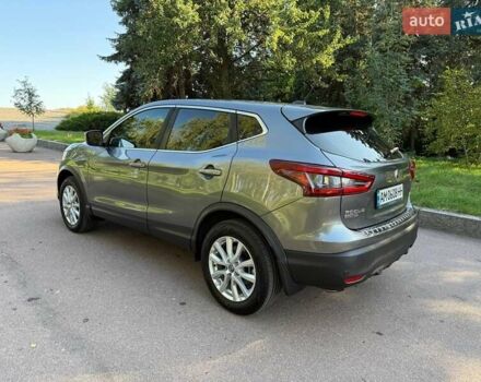 Серый Ниссан Rogue Sport, объемом двигателя 2 л и пробегом 68 тыс. км за 16600 $, фото 2 на Automoto.ua