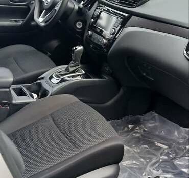 Серый Ниссан Rogue Sport, объемом двигателя 2 л и пробегом 35 тыс. км за 15950 $, фото 7 на Automoto.ua