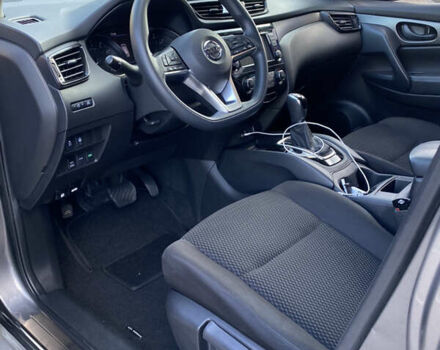 Серый Ниссан Rogue Sport, объемом двигателя 2 л и пробегом 120 тыс. км за 15900 $, фото 9 на Automoto.ua