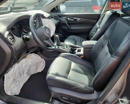 Серый Ниссан Rogue Sport, объемом двигателя 2 л и пробегом 64 тыс. км за 3000 $, фото 6 на Automoto.ua