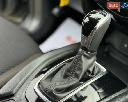 Серый Ниссан Rogue Sport, объемом двигателя 2 л и пробегом 93 тыс. км за 15300 $, фото 38 на Automoto.ua