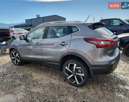 Серый Ниссан Rogue Sport, объемом двигателя 2 л и пробегом 64 тыс. км за 3000 $, фото 1 на Automoto.ua