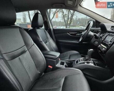 Серый Ниссан Rogue Sport, объемом двигателя 2 л и пробегом 70 тыс. км за 18200 $, фото 23 на Automoto.ua