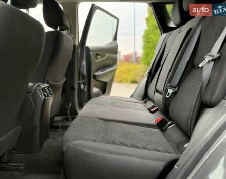 Серый Ниссан Rogue Sport, объемом двигателя 2 л и пробегом 93 тыс. км за 15999 $, фото 94 на Automoto.ua