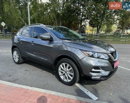 Серый Ниссан Rogue Sport, объемом двигателя 0 л и пробегом 15 тыс. км за 17500 $, фото 10 на Automoto.ua