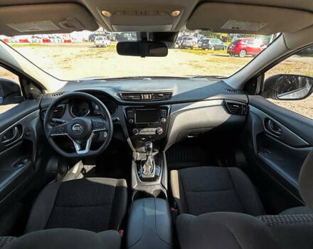 Серый Ниссан Rogue Sport, объемом двигателя 2 л и пробегом 53 тыс. км за 17799 $, фото 7 на Automoto.ua