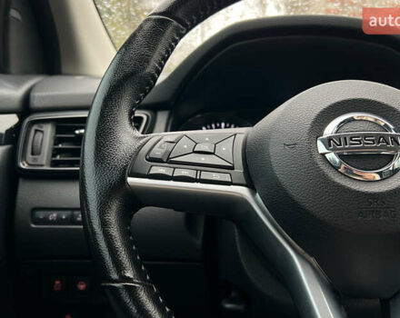 Серый Ниссан Rogue Sport, объемом двигателя 2 л и пробегом 73 тыс. км за 19750 $, фото 10 на Automoto.ua