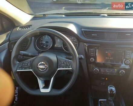 Серый Ниссан Rogue Sport, объемом двигателя 2 л и пробегом 99 тыс. км за 14950 $, фото 11 на Automoto.ua