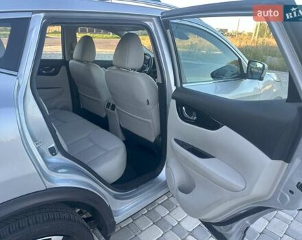 Серый Ниссан Rogue Sport, объемом двигателя 2 л и пробегом 39 тыс. км за 17500 $, фото 7 на Automoto.ua