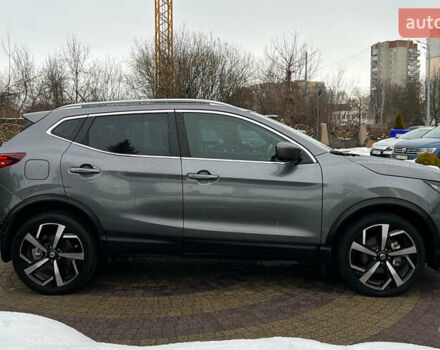 Серый Ниссан Rogue Sport, объемом двигателя 2 л и пробегом 73 тыс. км за 19750 $, фото 7 на Automoto.ua