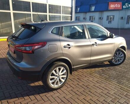 Серый Ниссан Rogue Sport, объемом двигателя 2 л и пробегом 99 тыс. км за 14950 $, фото 6 на Automoto.ua