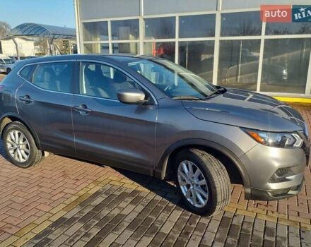 Серый Ниссан Rogue Sport, объемом двигателя 2 л и пробегом 99 тыс. км за 14950 $, фото 8 на Automoto.ua