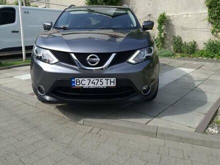 Серый Ниссан Rogue Sport, объемом двигателя 2 л и пробегом 73 тыс. км за 15600 $, фото 1 на Automoto.ua