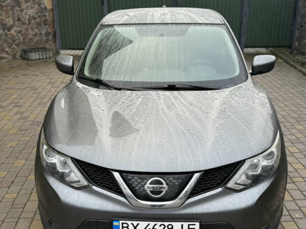 Сірий Ніссан Rogue Sport, об'ємом двигуна 2 л та пробігом 97 тис. км за 14300 $, фото 1 на Automoto.ua