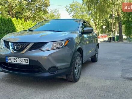 Сірий Ніссан Rogue Sport, об'ємом двигуна 2 л та пробігом 120 тис. км за 14500 $, фото 1 на Automoto.ua