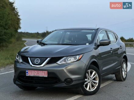 Сірий Ніссан Rogue Sport, об'ємом двигуна 2 л та пробігом 181 тис. км за 12900 $, фото 1 на Automoto.ua