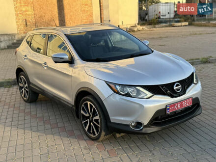 Сірий Ніссан Rogue Sport, об'ємом двигуна 2 л та пробігом 125 тис. км за 13800 $, фото 1 на Automoto.ua