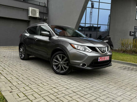 Серый Ниссан Rogue Sport, объемом двигателя 2 л и пробегом 61 тыс. км за 15500 $, фото 1 на Automoto.ua