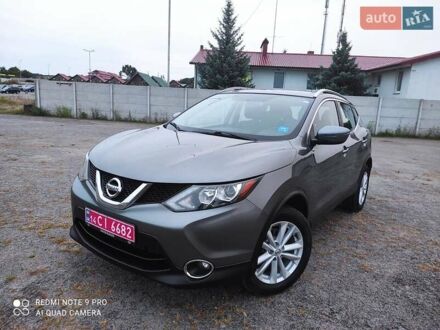 Серый Ниссан Rogue Sport, объемом двигателя 2 л и пробегом 117 тыс. км за 14200 $, фото 1 на Automoto.ua