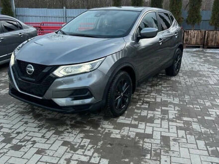 Сірий Ніссан Rogue Sport, об'ємом двигуна 2 л та пробігом 133 тис. км за 11000 $, фото 1 на Automoto.ua