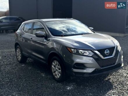 Серый Ниссан Rogue Sport, объемом двигателя 2 л и пробегом 119 тыс. км за 10900 $, фото 1 на Automoto.ua