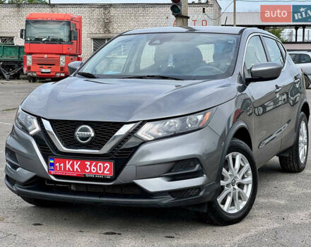 Сірий Ніссан Rogue Sport, об'ємом двигуна 2 л та пробігом 145 тис. км за 15500 $, фото 1 на Automoto.ua