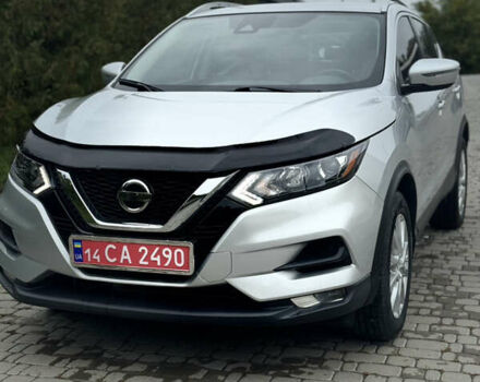 Серый Ниссан Rogue Sport, объемом двигателя 2 л и пробегом 107 тыс. км за 16499 $, фото 1 на Automoto.ua