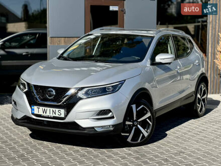Сірий Ніссан Rogue Sport, об'ємом двигуна 2 л та пробігом 37 тис. км за 20900 $, фото 1 на Automoto.ua