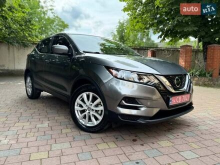 Сірий Ніссан Rogue Sport, об'ємом двигуна 2 л та пробігом 45 тис. км за 16800 $, фото 1 на Automoto.ua