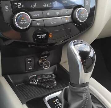 Синий Ниссан Rogue Sport, объемом двигателя 2 л и пробегом 167 тыс. км за 13900 $, фото 12 на Automoto.ua
