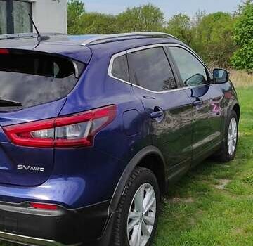 Синий Ниссан Rogue Sport, объемом двигателя 2 л и пробегом 167 тыс. км за 13900 $, фото 4 на Automoto.ua