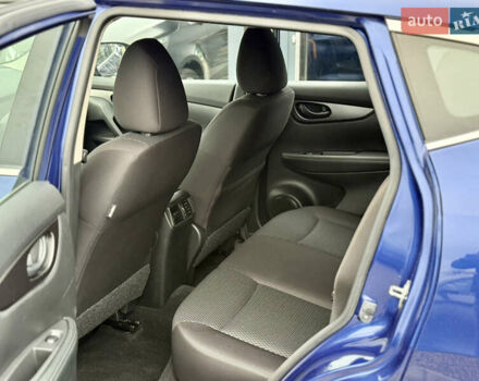 Синий Ниссан Rogue Sport, объемом двигателя 2 л и пробегом 72 тыс. км за 15288 $, фото 21 на Automoto.ua
