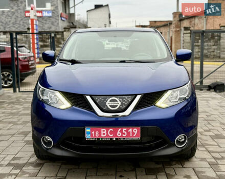 Синий Ниссан Rogue Sport, объемом двигателя 2 л и пробегом 72 тыс. км за 15288 $, фото 3 на Automoto.ua