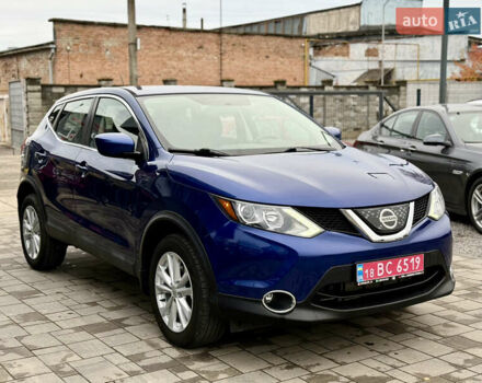Синий Ниссан Rogue Sport, объемом двигателя 2 л и пробегом 72 тыс. км за 15288 $, фото 4 на Automoto.ua